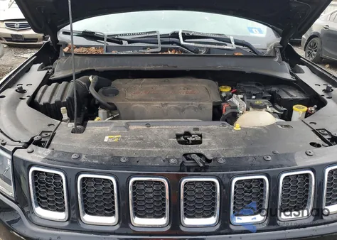 2018 Jeep Compass Latitude z USA, uszkodzony, nr VIN 3C4NJDBB2JT314620